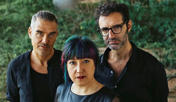 Maria Mazzotta – Onde