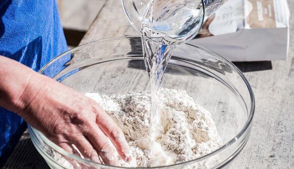 Traditional bread-baking course