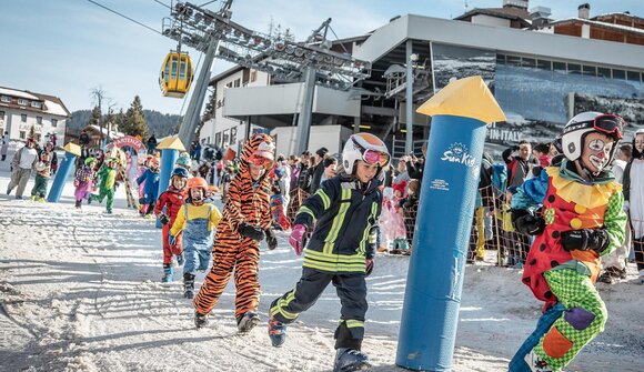 Carnescé - Carnevale a Corvara