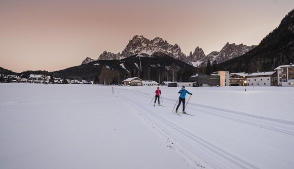 Sci di fondo sotto le stelle a Sesto