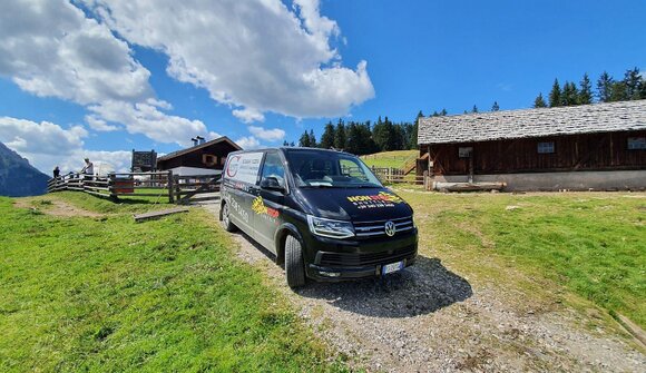Taxi to the Brunst hut