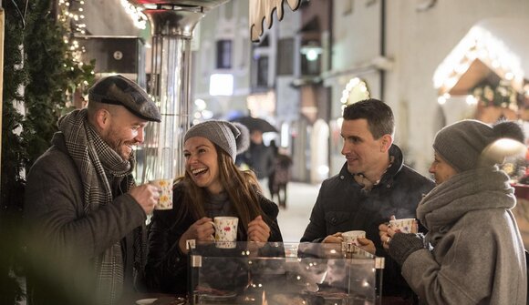 Glühweinstandl in Jenesien