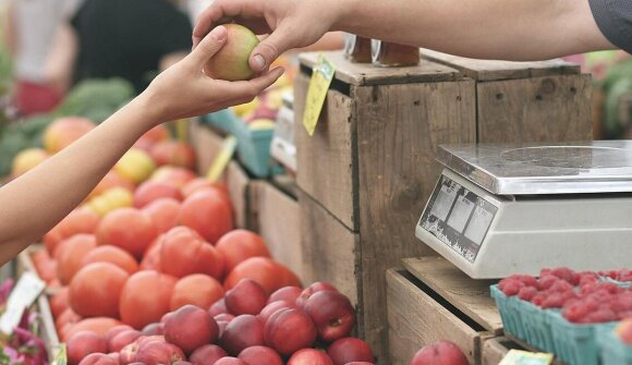 Farmers Market in Naturno