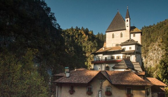 Escursione guidata: San Romedio