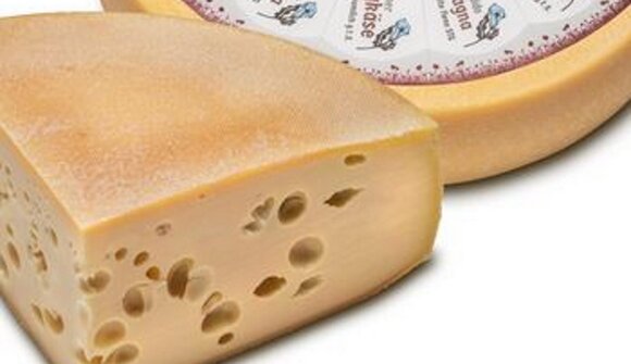 Cheese tasting "Three Peaks"
