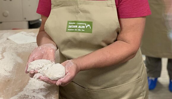 Schüttelbrot und Vinschgerlen