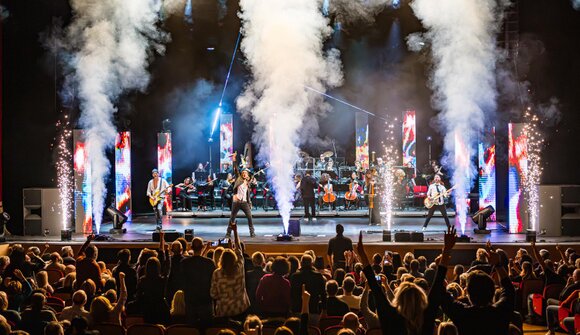 Symphonika On The Rock