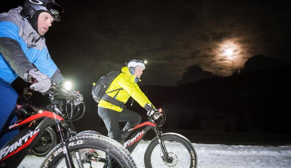 Abendliche E-bike Tour mit Hüttenabend