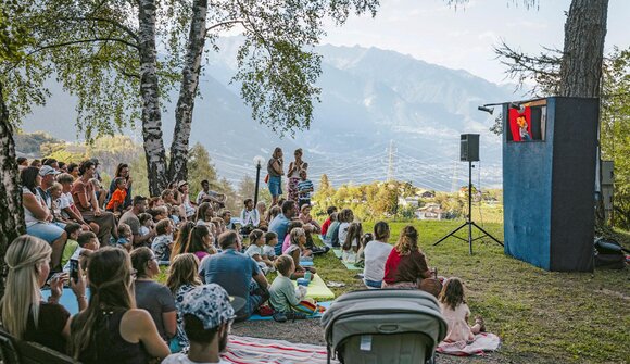 Theater: "Kasperl auf der Ritterburg"