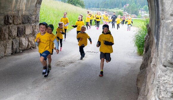 Corsa di beneficenza a Dobbiaco