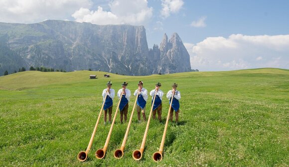 Concerto dei suonatori di corno alpino