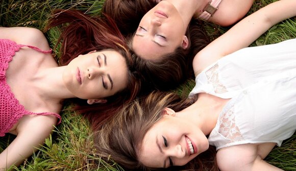 walking & talking for woman