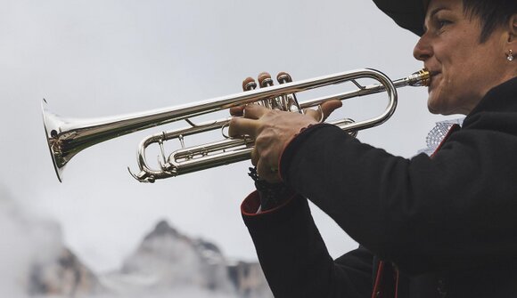 Cantando e suonando per rifugi