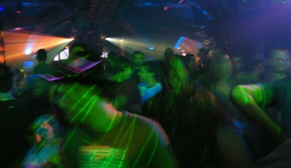 Discoclub Baila: Glow in the Dark