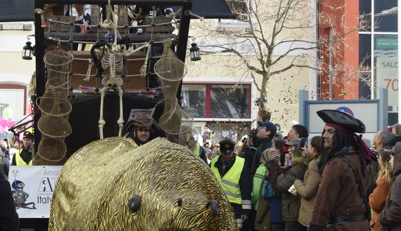 Schlonderser Foschingsumzug