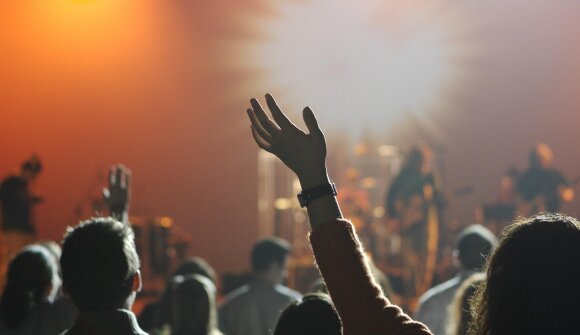 UFObruneck: Flow concert series