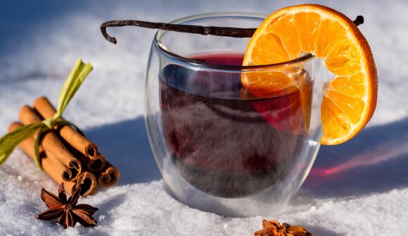 Bancarella di vin brulé