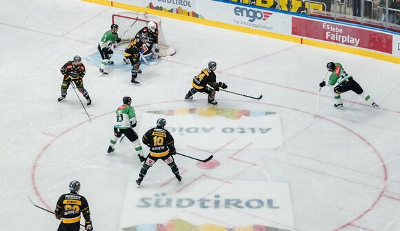 HC Pustertal vs. EC Red Bull Salzburg