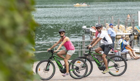 E-Bike Tour guidato tra i paesaggi