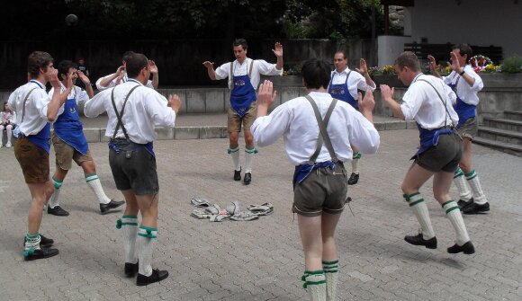 Corno alpino & Schuhplattler