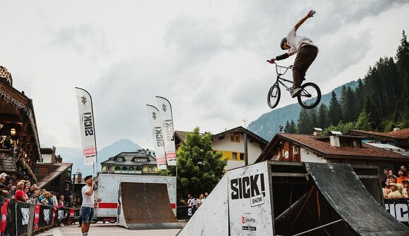 BMX Freestyle Show