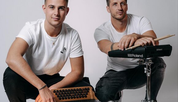 Simon & Mac - Followed by DJ Set