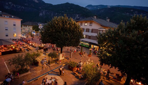 Lange Dienstage in Auer