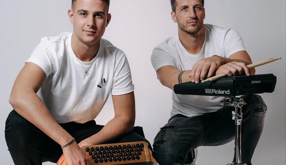 Concerto: Simon & Mac