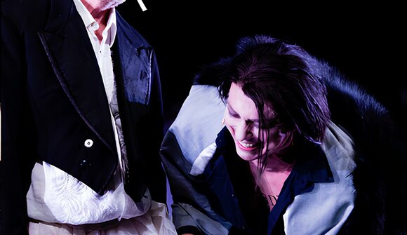 Theater "Die lustige Witwe"