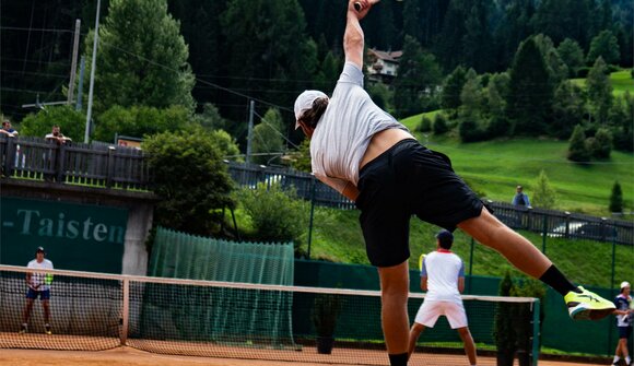 Torneo di beneficenza di tennis
