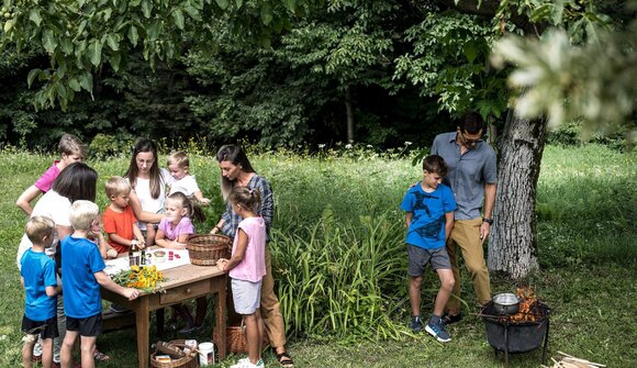 Familie: Feuer, Glut, Kastanienduft