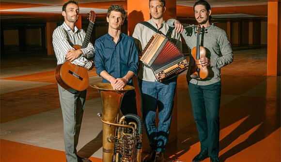 Swing on Snow concert: Maxjoseph