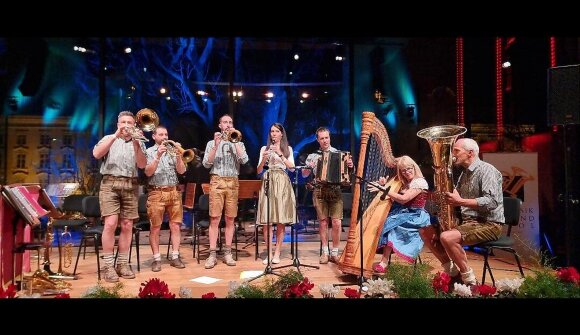 Concert by the "3 Karxn"