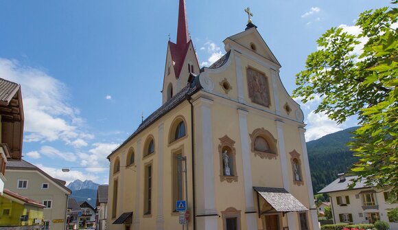 Church concert by the Music band
