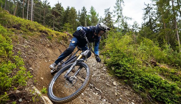 KRON AKTIV Allenamento tecnica downhill