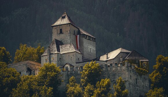 Visita notturna al Castel Tasso