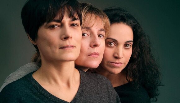 Teatro: "Guarda le luci, amore mio"