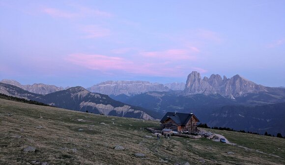 Evening glow: Evening tour to Resciesa