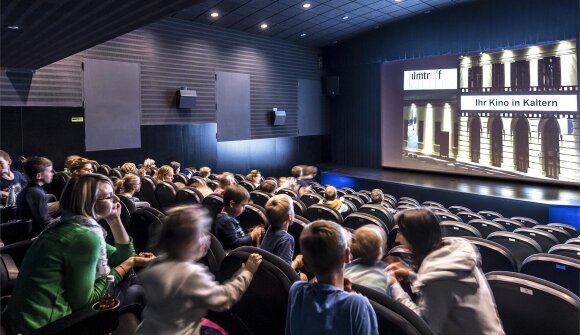 Kino "Rental Family"