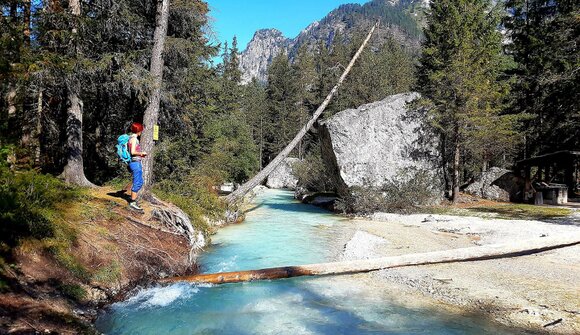 Smaragdgrün - Wasser Quell des Lebens