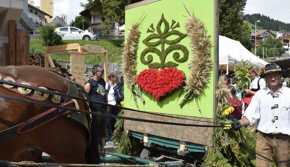 Town celebration in Tesido