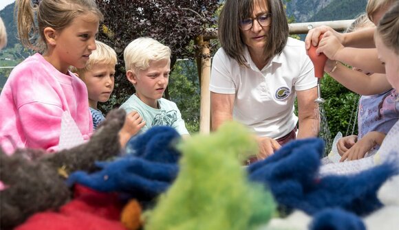 Süße Osterhasen filzen