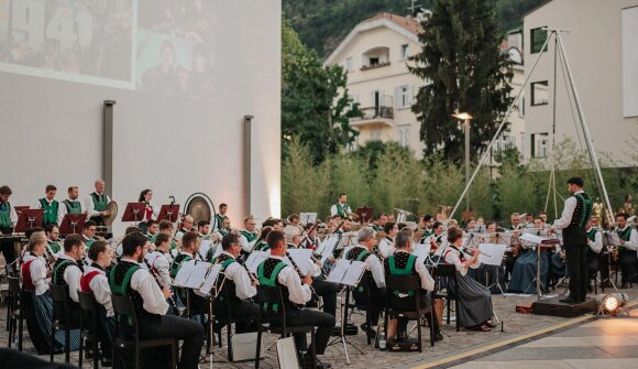 Concert with the Lana orchestra band
