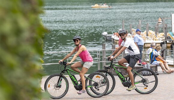 Tour guidato in e-bike tra i paesi