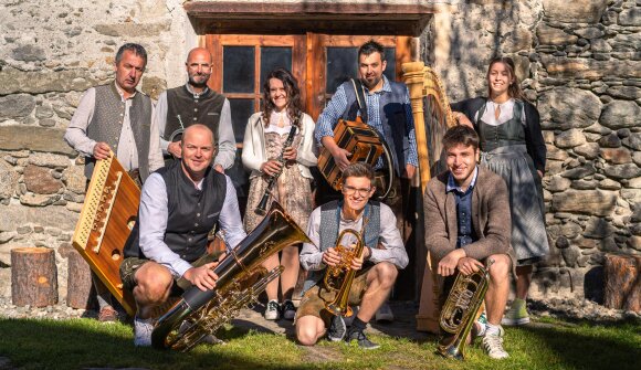 Frühlingsfest mit Tanzlmusig Puschtra 8