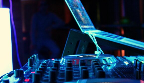 40 + - Party - Funky Edition