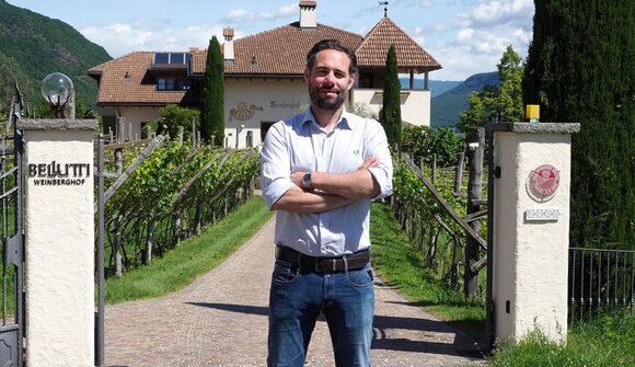Führung im Weinberghof Bellutti