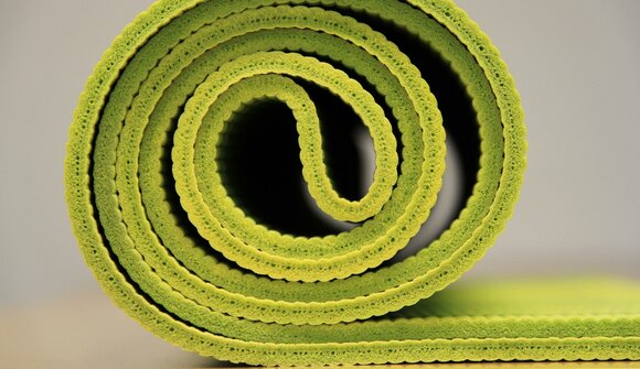 Yoga in der Galerie