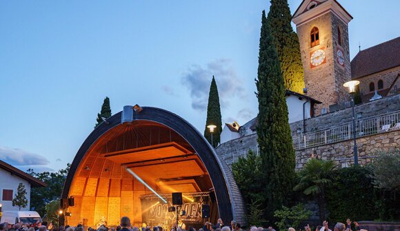 Summer evening with live music