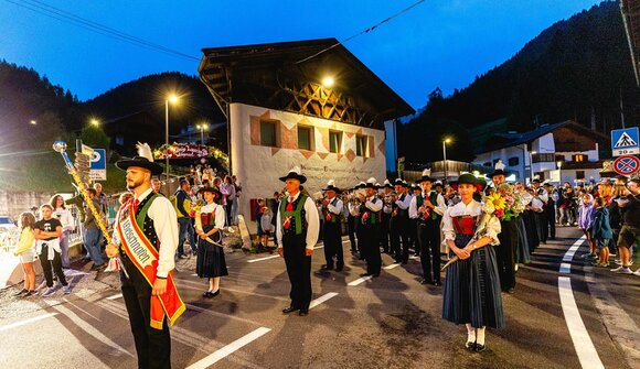Marching-in and concert